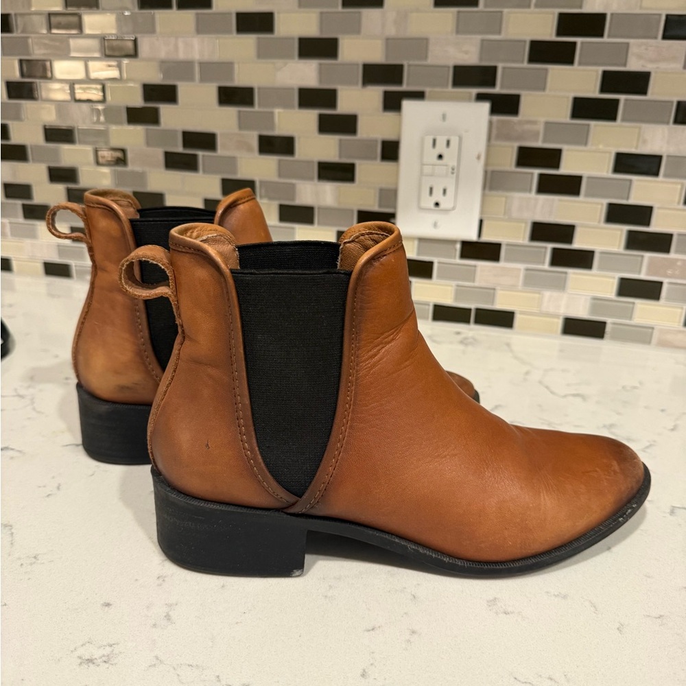 Steve Madden Women’s Chelsea Boots